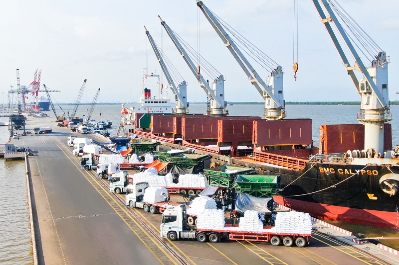 4 loại phụ thu khi gửi chuyển phát nhanh